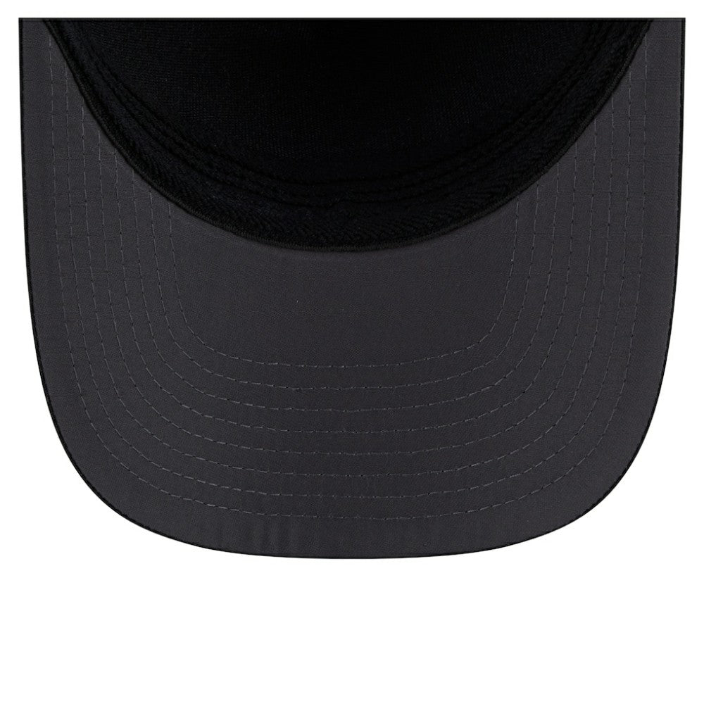 Chicago Blackhawks New Era Zero Dark 39THIRTY Flex Hat -  NHL Hats