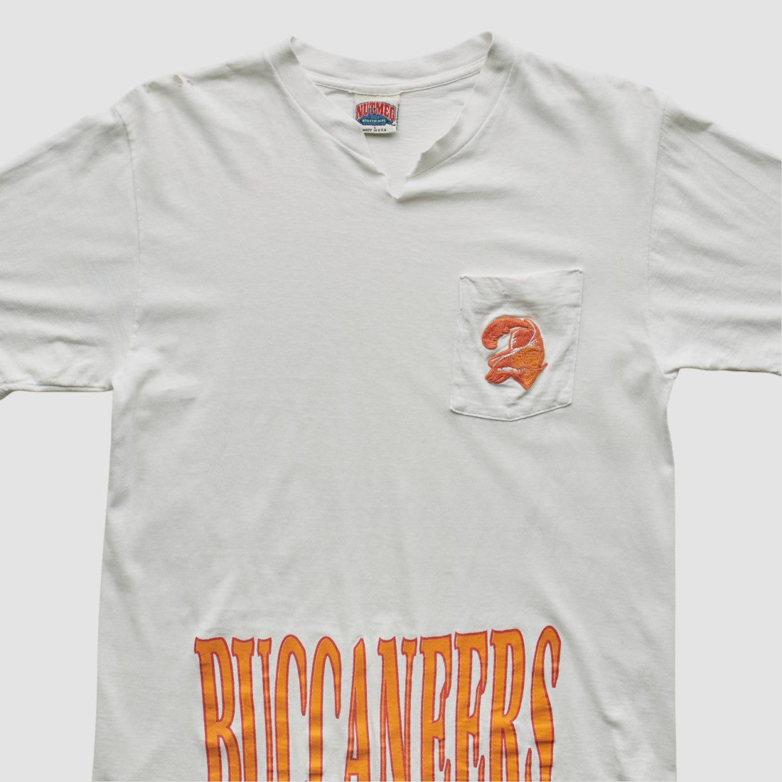 Tampa Bay Buccaneers Nutmeg Mills 90s T-shirt | NFL Near me