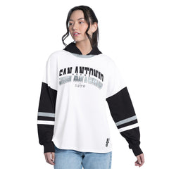 White/Black San Antonio Spurs G-III 4Her by Carl Banks Women's Key Player Oversized Hooded Long Sleeve T-Shirt | NBA
