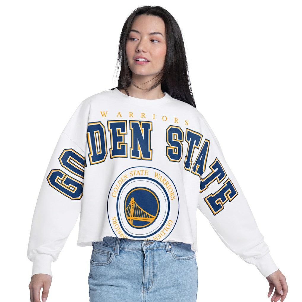 White Golden State Warriors G-III 4Her by Carl Banks Women's Bleachers Cropped French Terry Sweatshirt sale | NBA