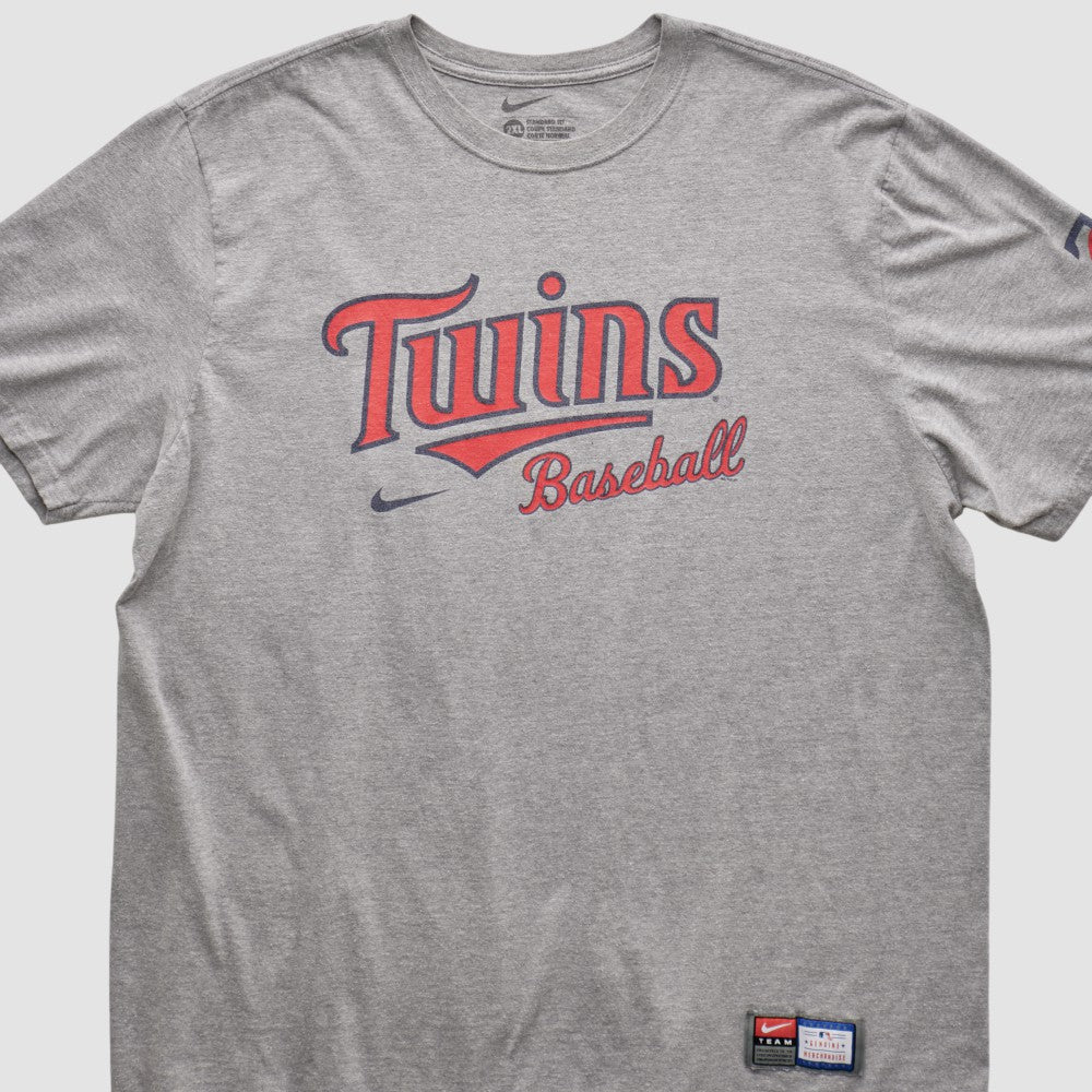 Minnesota Twins Nike 2010s T-shirt - MLB T-shirts