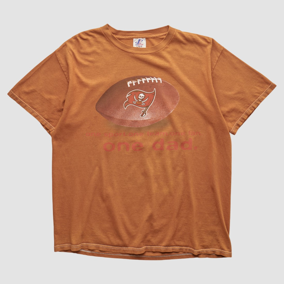 Tampa Bay Buccaneers Logo Athletic 2000s T-shirt | NFL Online