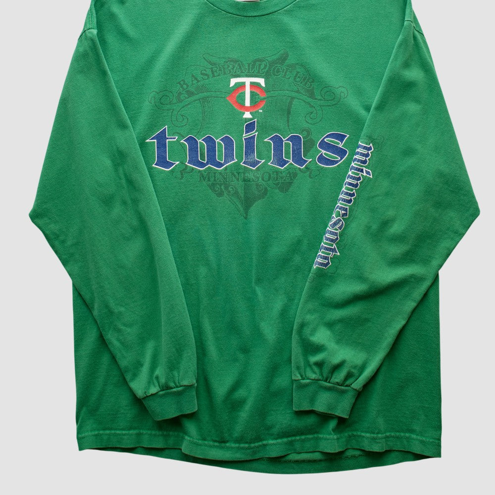 Minnesota Twins Genuine Merchandise 2000s Long Sleeve T-shirt - MLB T-shirts
