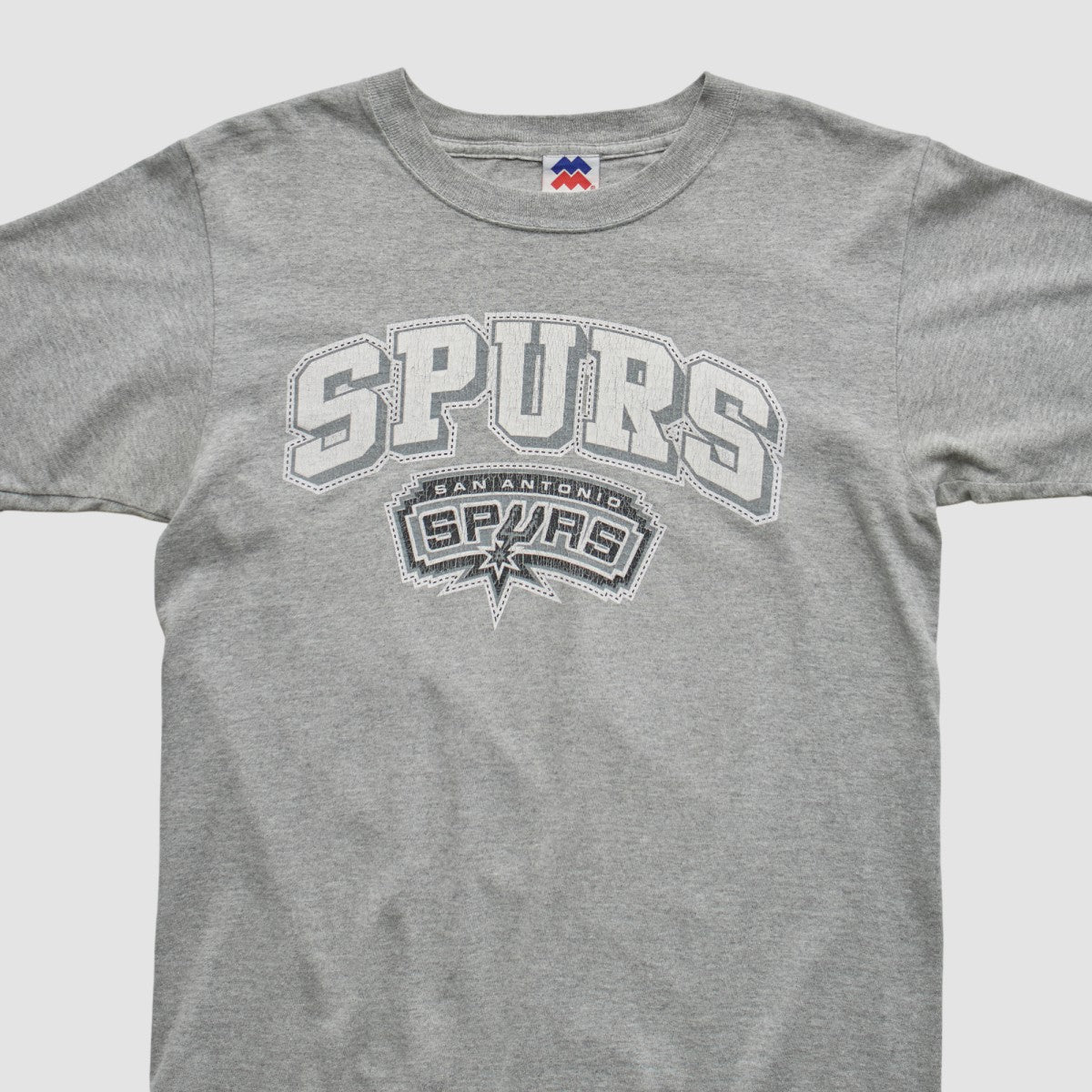 Heather Gray San Antonio Spurs Majestic 2000s T-shirt | NBA
