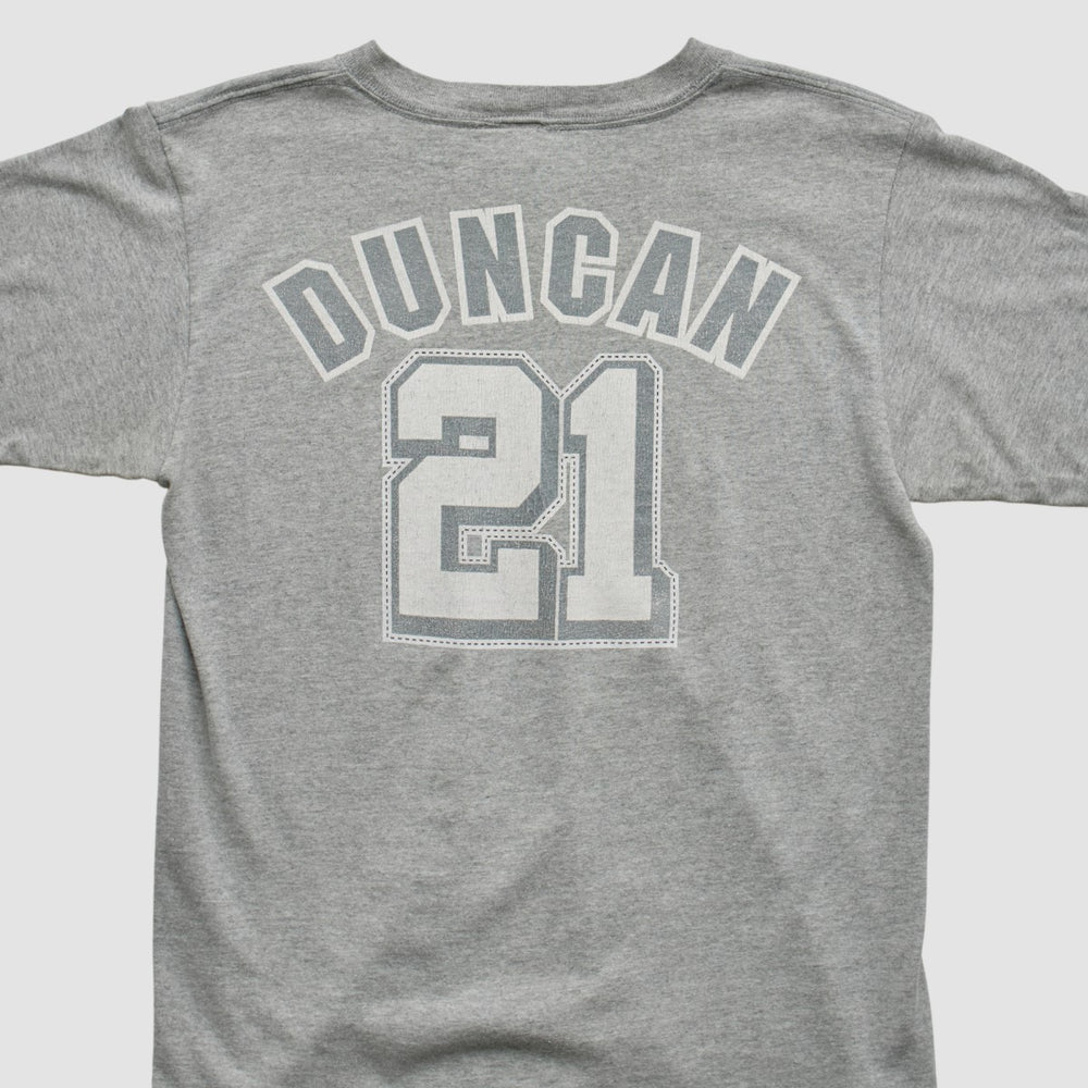 Heather Gray San Antonio Spurs Majestic 2000s T-shirt | NBA