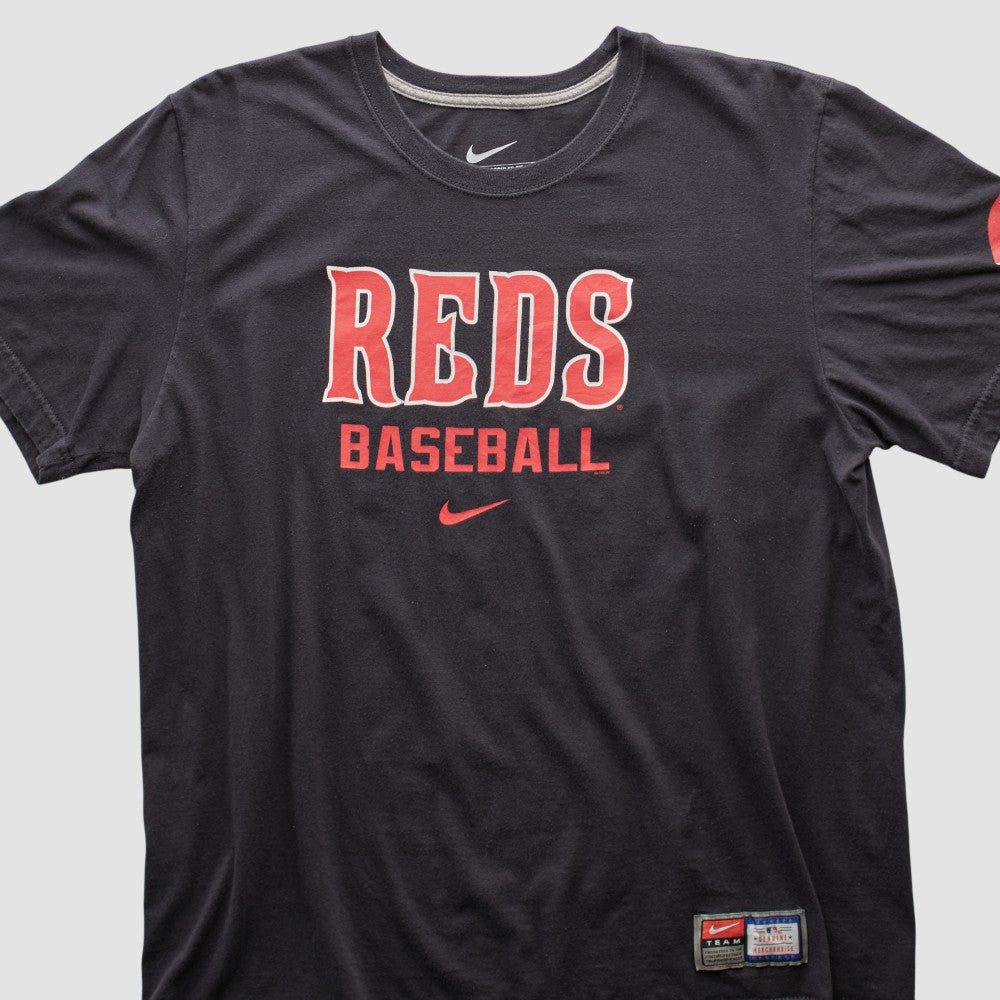 Cincinnati Reds Nike 2010s T-shirt - MLB T-shirts