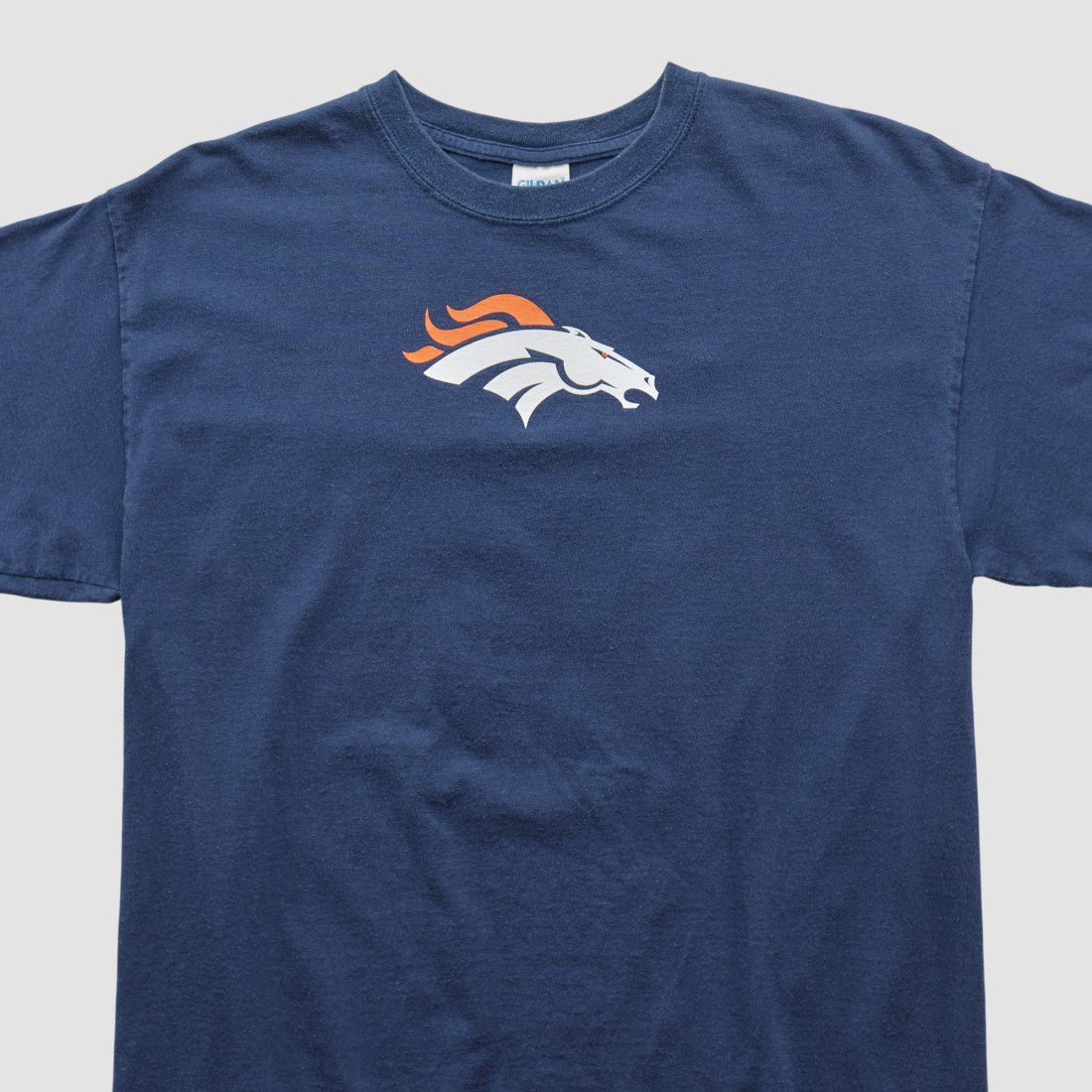 Denver Broncos Gildan 2010s T-shirt | NFL New