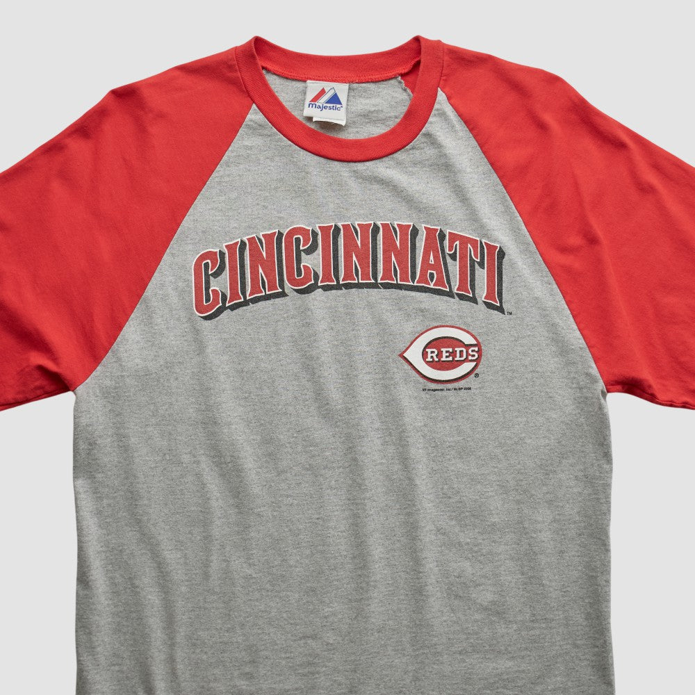 Cincinnati Reds Majestic 2000s T-shirt - MLB T-shirts