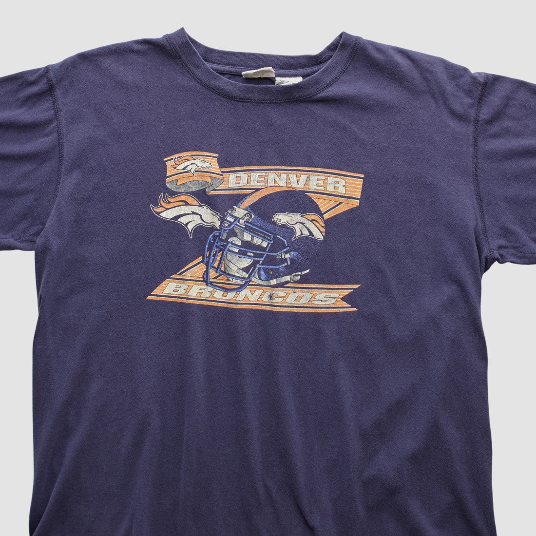 Denver Broncos Pro Edge 2000s T-shirt | NFL US