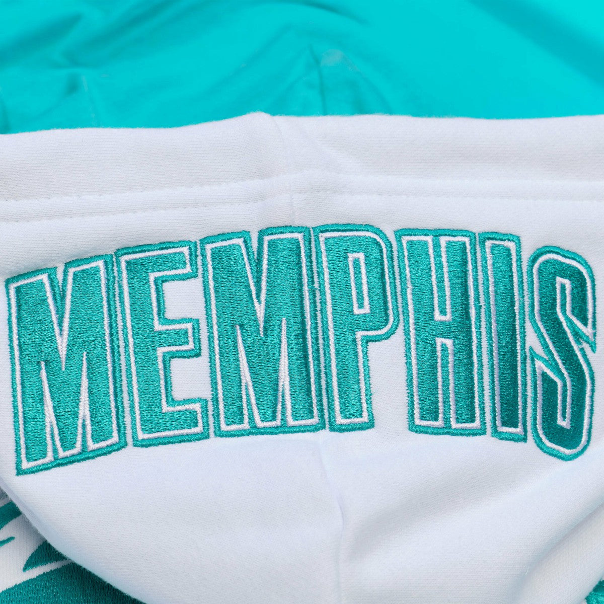 White Memphis Grizzlies Artic Fleece Hoodie | NBA