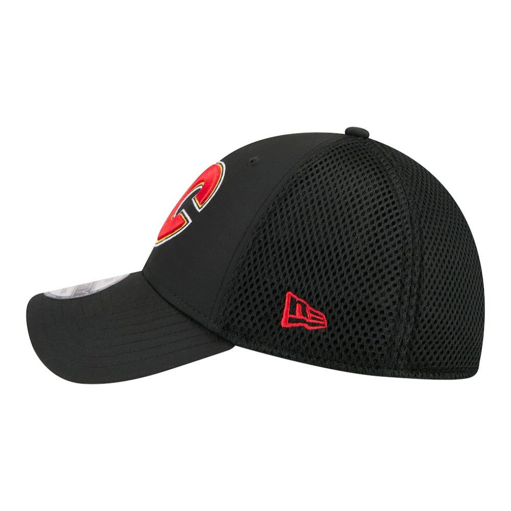 Calgary Flames New Era Logo 39THIRTY Flex Hat -  NHL Hats