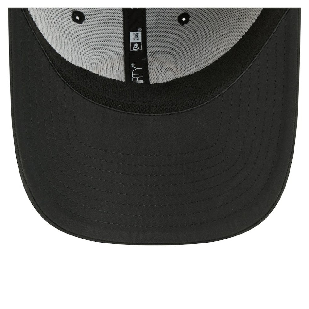 Boston Bruins New Era Logo 39THIRTY Flex Hat -  NHL Hats