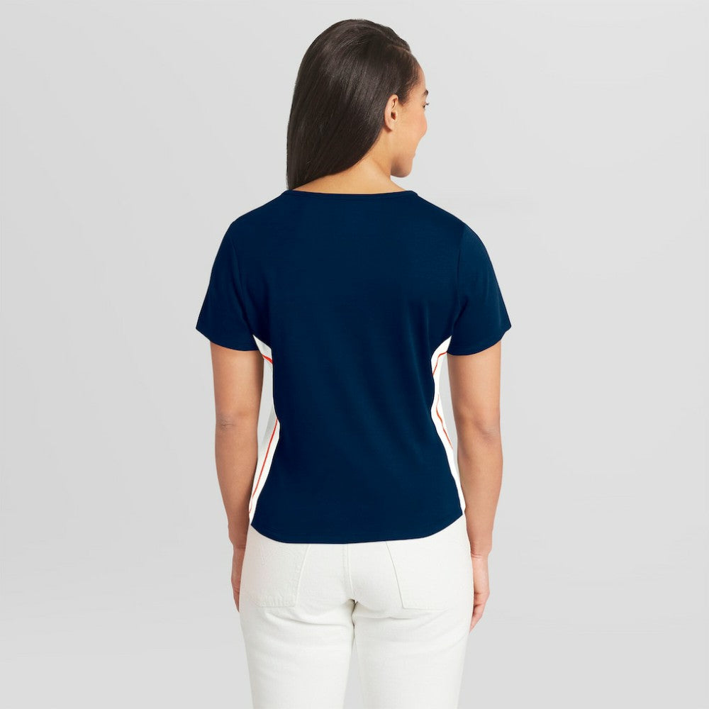 Detroit Tigers WEAR by Erin Andrews Women's Notch Neck Cropped T-Shirt - MLB T-shirts