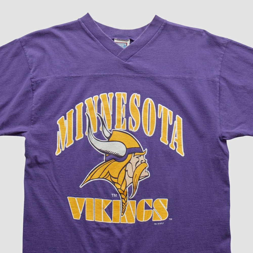 Minnesota Vikings Sport Attack 90s T-shirt | NFL Outlet