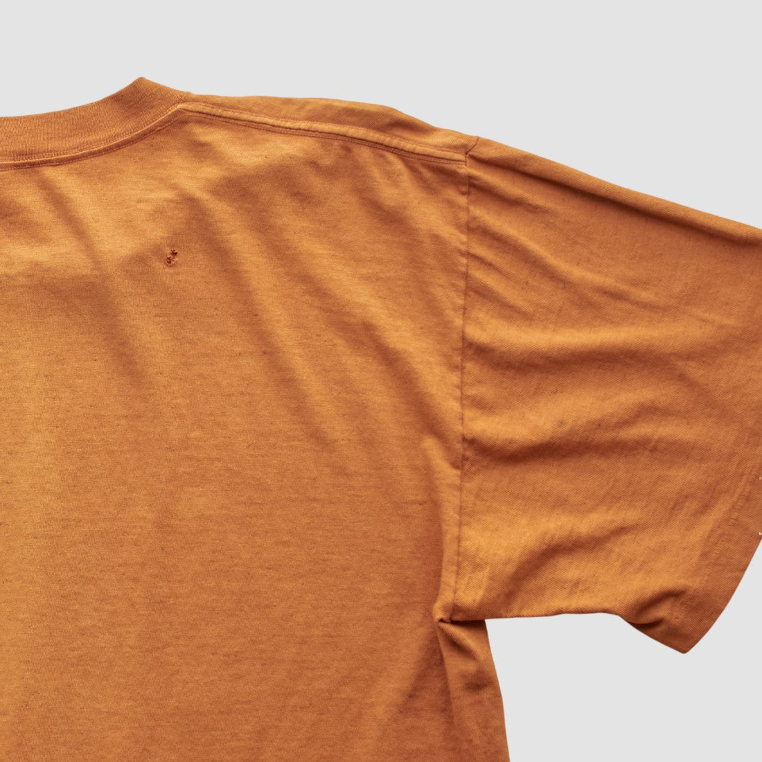 Dallas Cowboys Trench 90s T-shirt | NFL Outlet