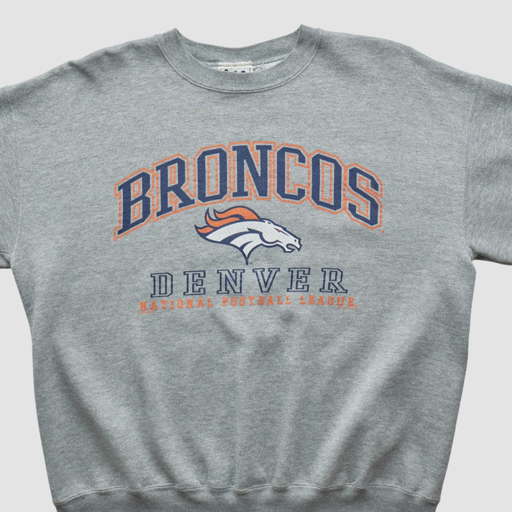 Denver Broncos Lee Sport 90s Pullover Sweatshirt | NFL US