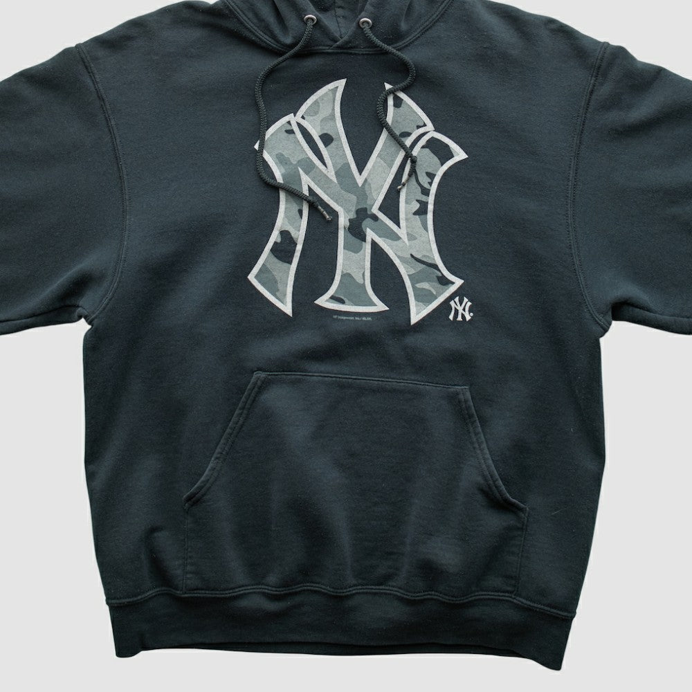 New York Yankees Genuine Merchandise 2010s Hooded Pullover Sweatshirt - MLB Pullover