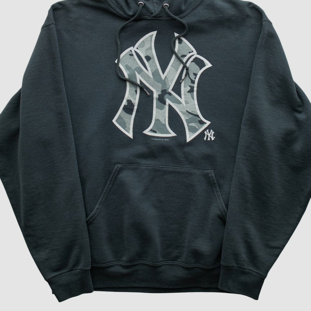 New York Yankees Genuine Merchandise 2010s Hooded Pullover Sweatshirt - MLB Pullover