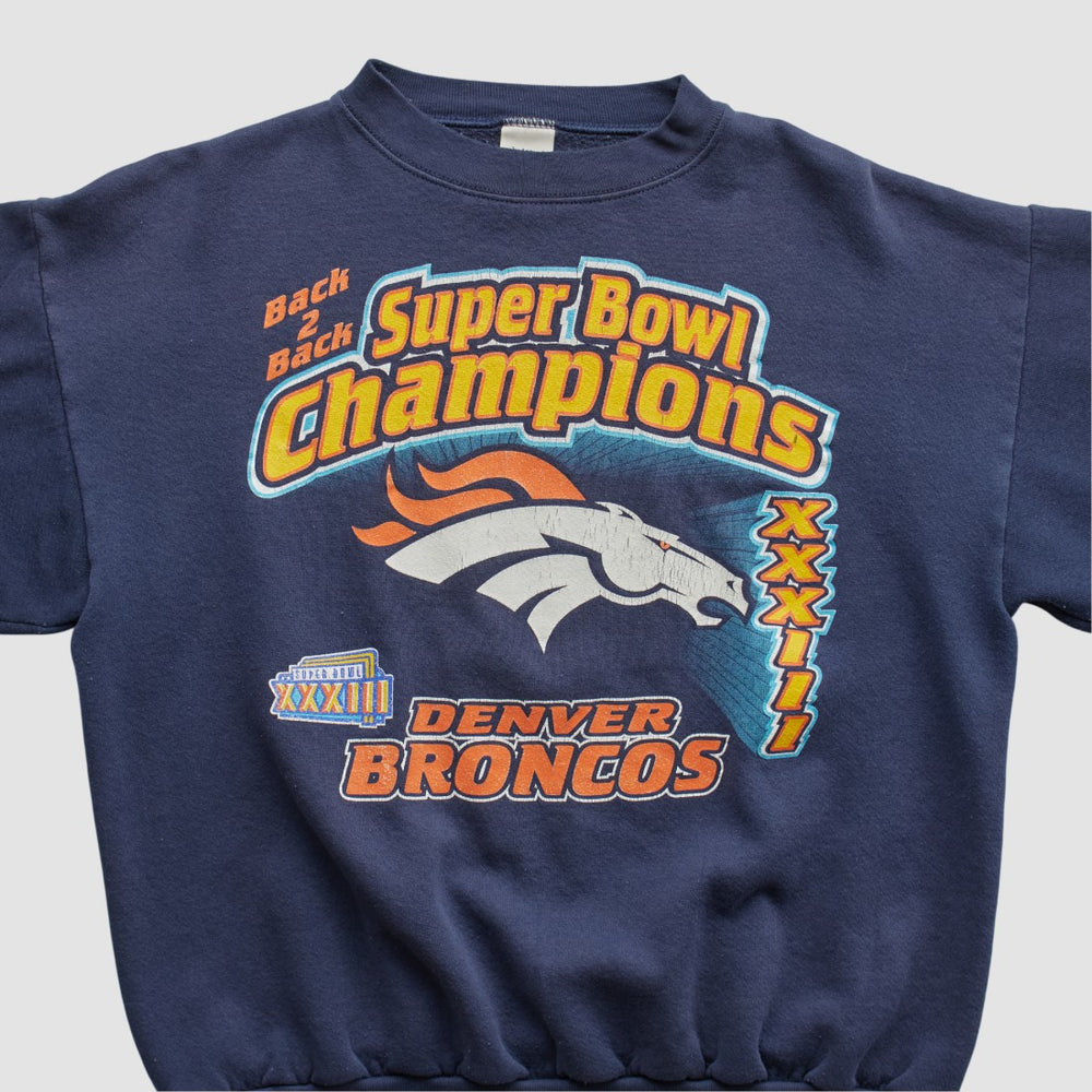 Denver Broncos Logo 7 1999 Pullover Sweatshirt | NFL New