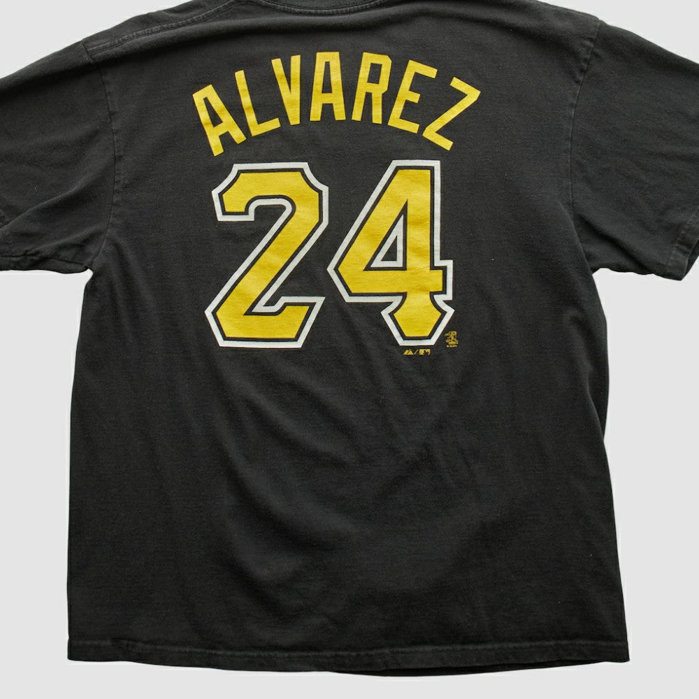 Pittsburgh Pirates Majestic 2000s T-shirt - MLB T-shirts
