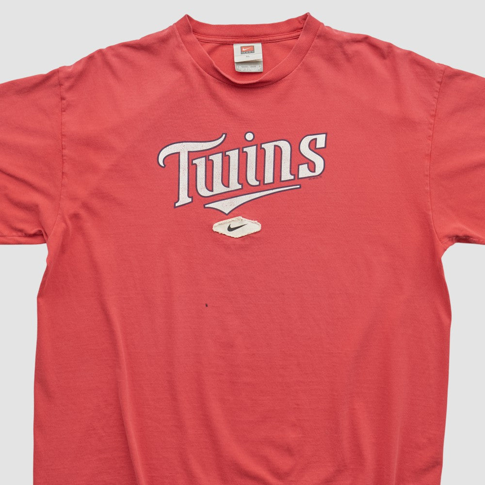 Minnesota Twins Nike 2000s T-shirt - MLB T-shirts