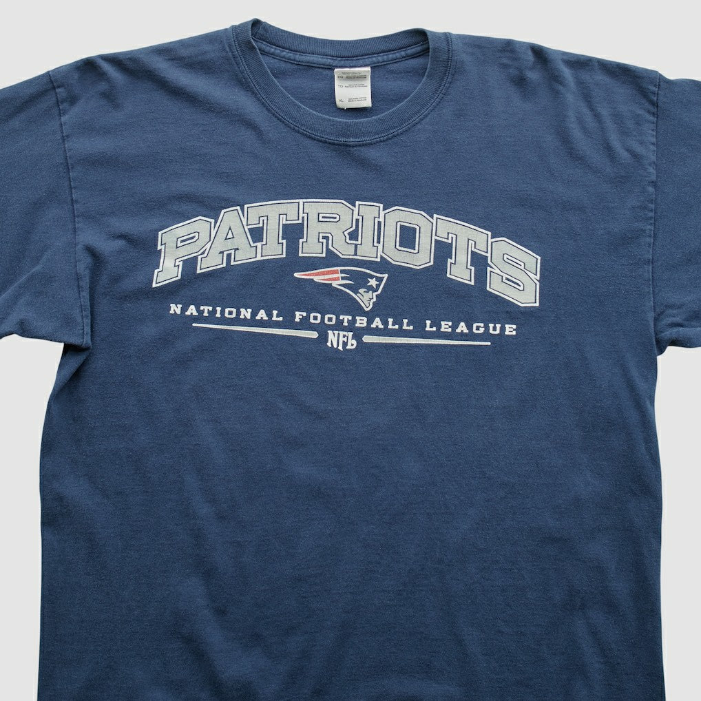 New England Patriots Gildan 2000s Long Sleeve T-shirt | NFL On sale