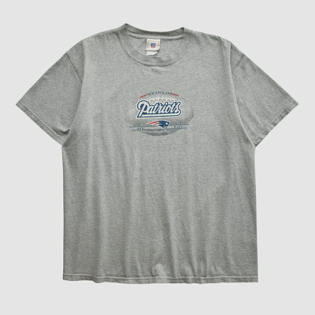 New England Patriots NFL 2000s T-shirt | NFL Near me