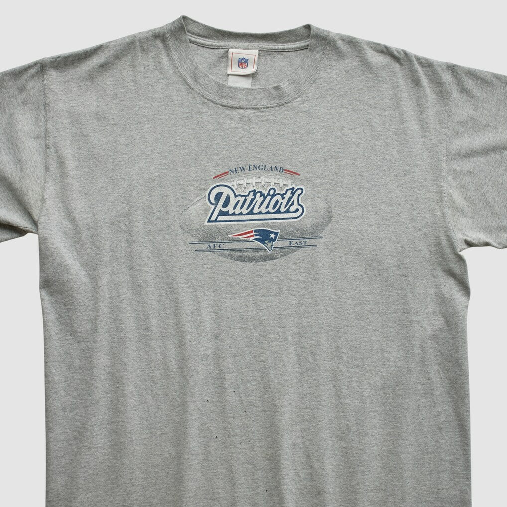 New England Patriots NFL 2000s T-shirt | NFL Near me