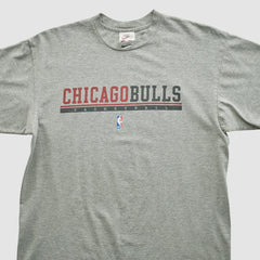 Heather Gray Chicago Bulls 2000s T-shirt sale | NBA