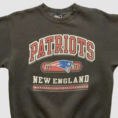 New England Patriots Pro Player 90s Pullover Sweatshirt | NFL Near me
