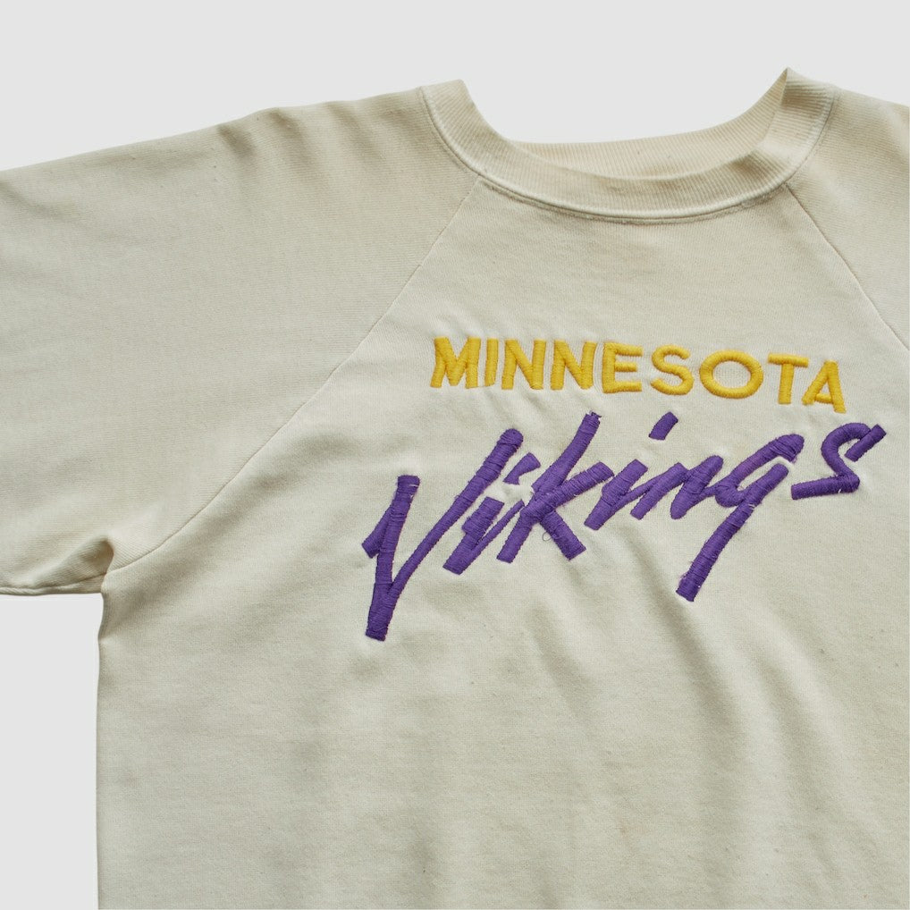 Minnesota Vikings Logo 7 80s Pullover Sweatshirt | NFL Near me