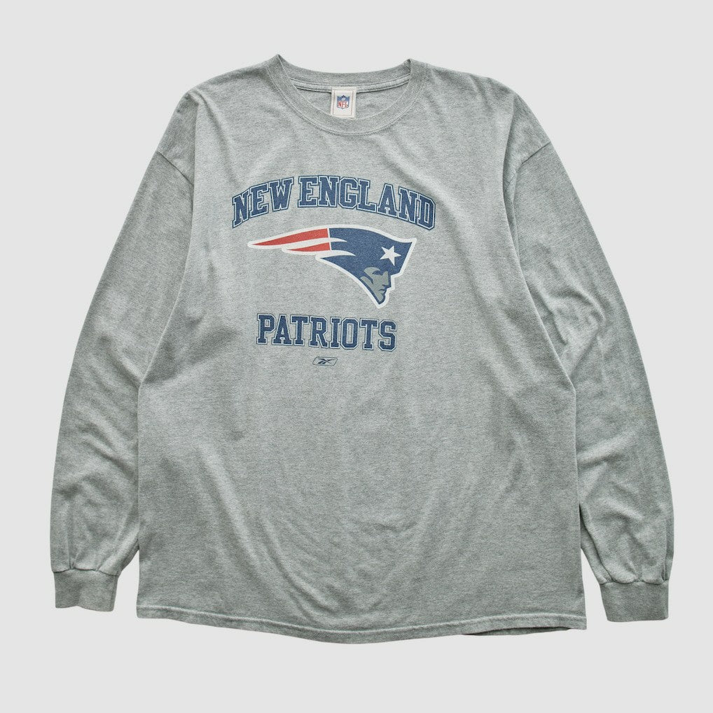 New England Patriots NFL 2000s Long Sleeve T-shirt | NFL Discount