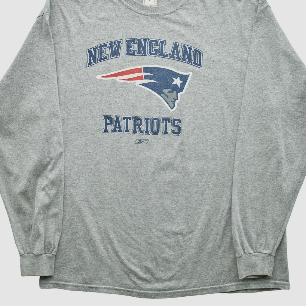 New England Patriots NFL 2000s Long Sleeve T-shirt | NFL Discount