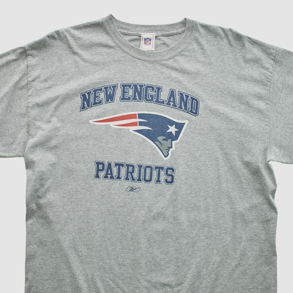 New England Patriots NFL 2000s Long Sleeve T-shirt | NFL Discount