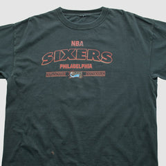 Black Philadelphia 76ers 2000s T-shirt | NBA