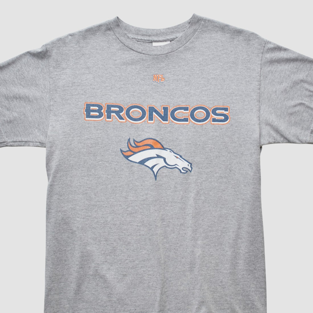 Denver Broncos NFL 2000s T-shirt | NFL On sale