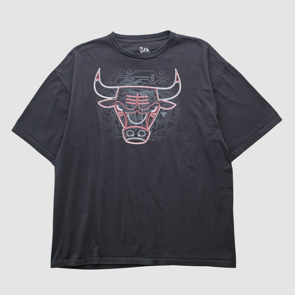 Black Chicago Bulls Majestic 2000s T-shirt sale | NBA