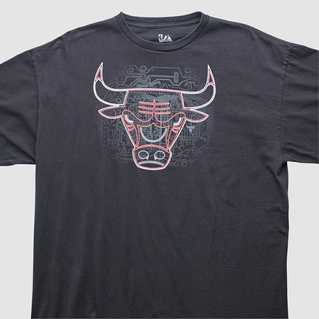 Black Chicago Bulls Majestic 2000s T-shirt sale | NBA