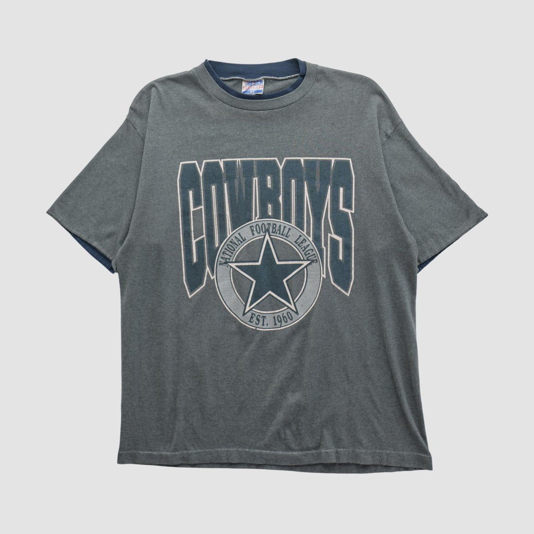 Dallas Cowboys Trench 90s T-shirt | NFL Online
