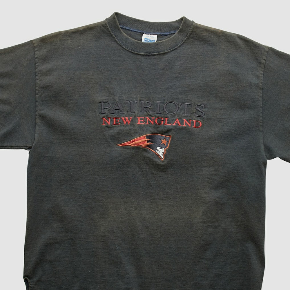 New England Patriots Salem Sportswear 90s T-shirt | NFL Discount