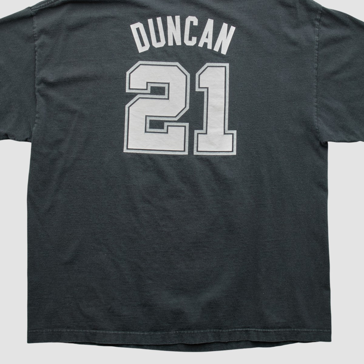 Black San Antonio Spurs NBA 2000s T-shirt | NBA