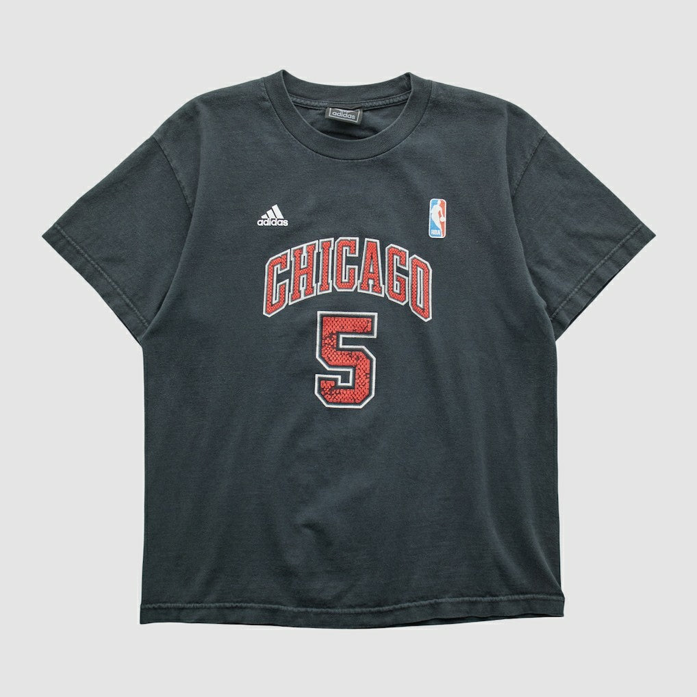 Black Chicago Bulls 2010s T-shirt sale | NBA