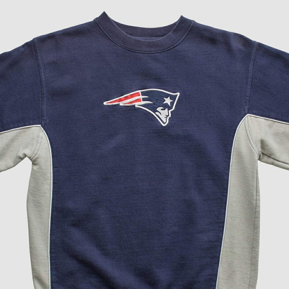 New England Patriots Reebok 2000s Pullover Sweatshirt | NFL On sale