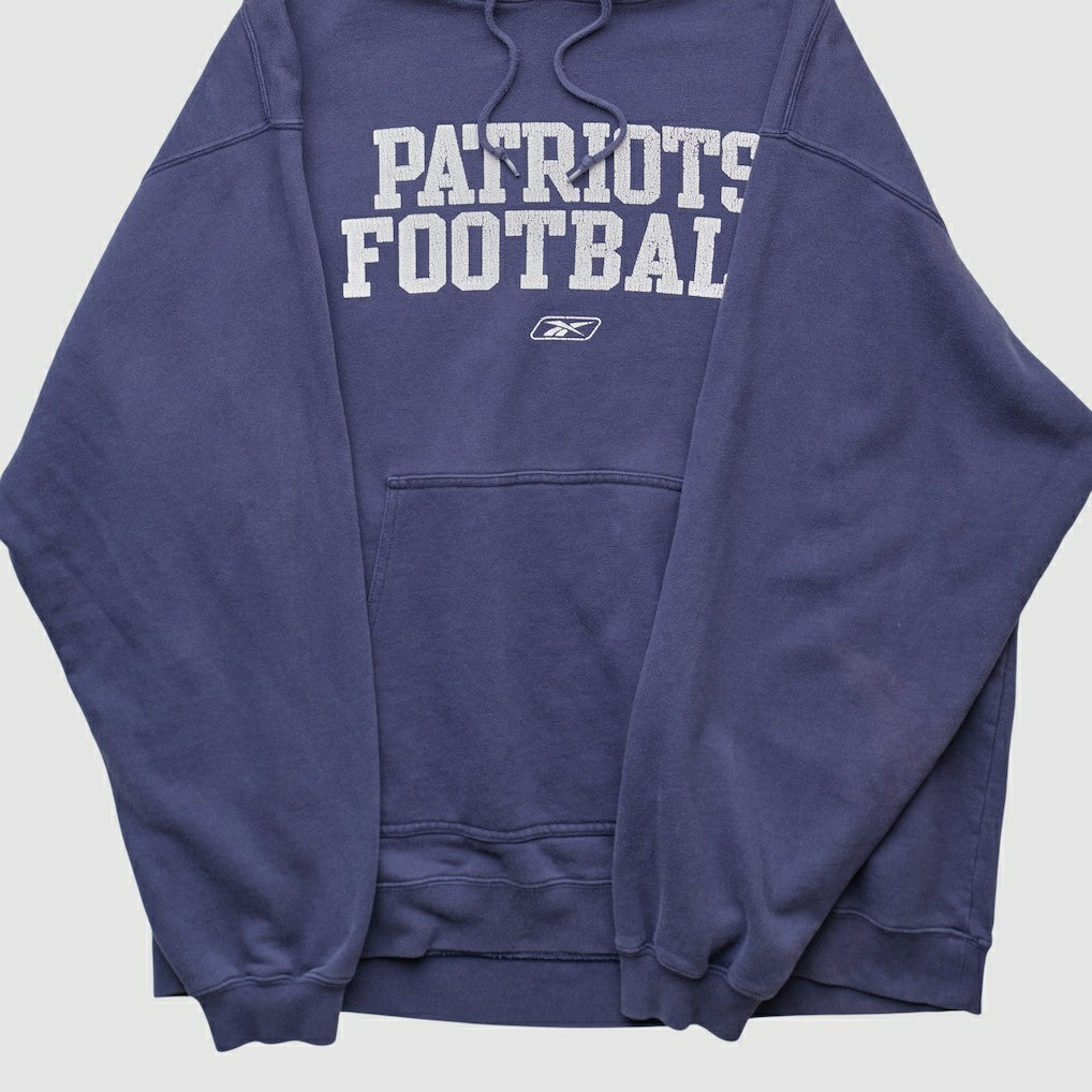 New England Patriots Reebok 2000s Hooded Pullover Sweatshirt | NFL Outlet