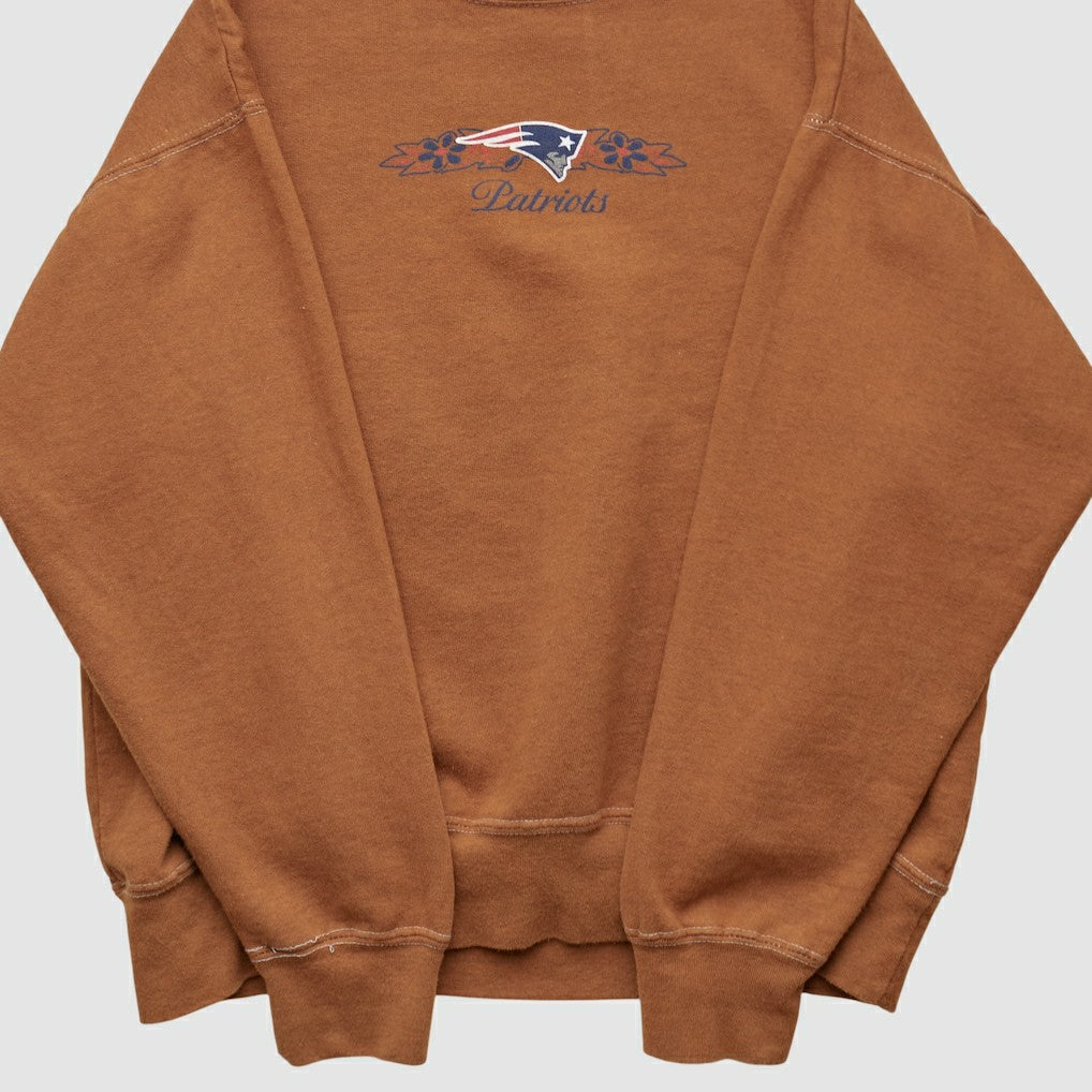 New England Patriots NFL 2000s Pullover Sweatshirt | NFL Online