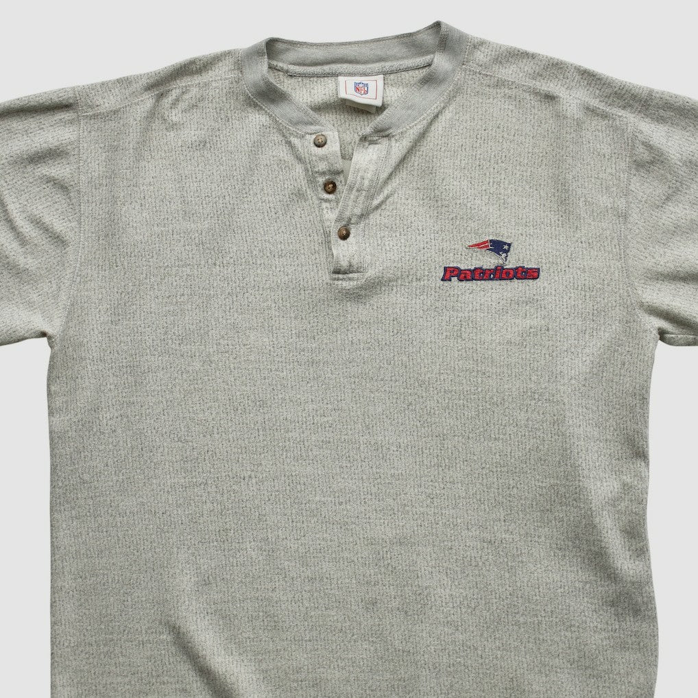 New England Patriots NFL 2000s Sweatshirt | NFL On sale