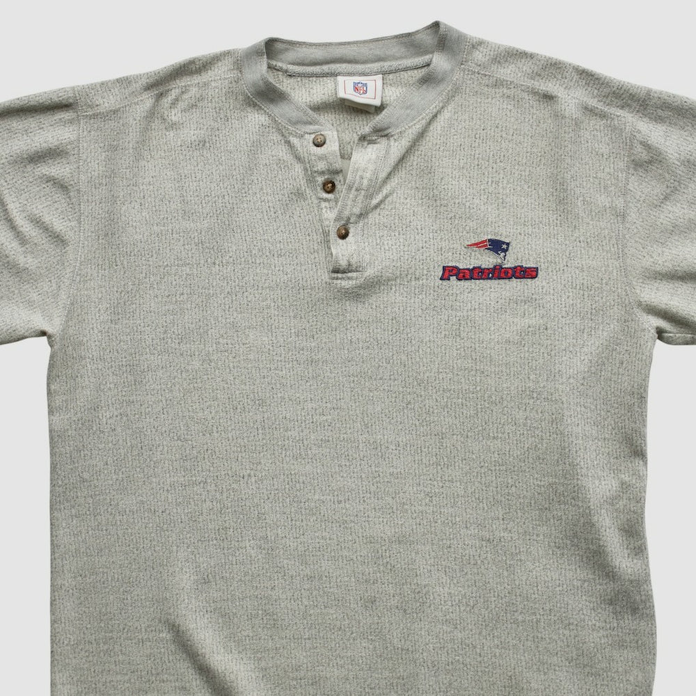 New England Patriots NFL 2000s Sweatshirt | NFL On sale