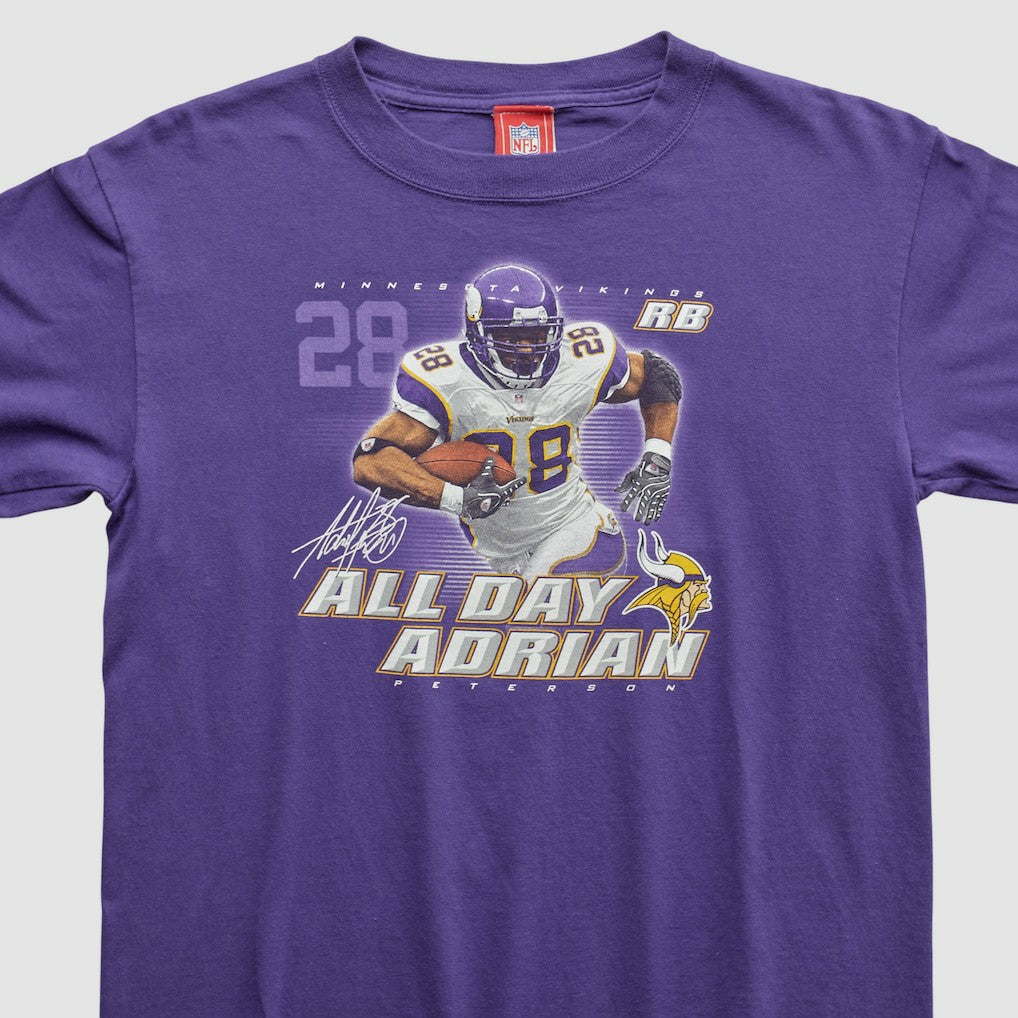 Minnesota Vikings Adrian Peterson NFL 2000s Long Sleeve T-shirt | NFL Near me