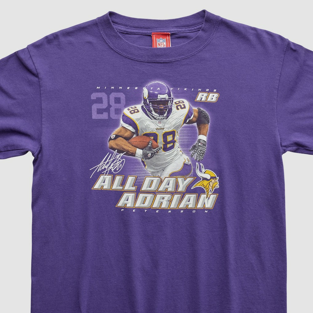 Minnesota Vikings Adrian Peterson NFL 2000s Long Sleeve T-shirt | NFL Near me