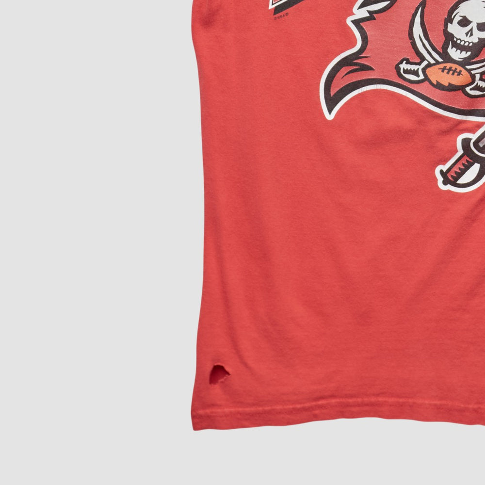 Tampa Bay Buccaneers CSA 2000s T-shirt | NFL US